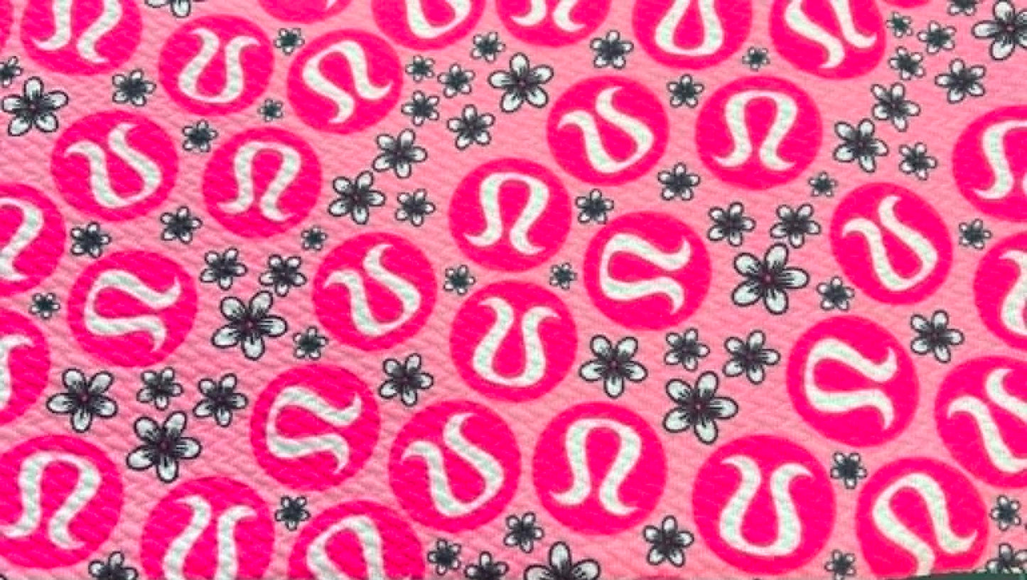 Custom Bows and Sailors
